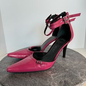 Gianni Bini Hot Pink Leather Pointed Toe Heels 7